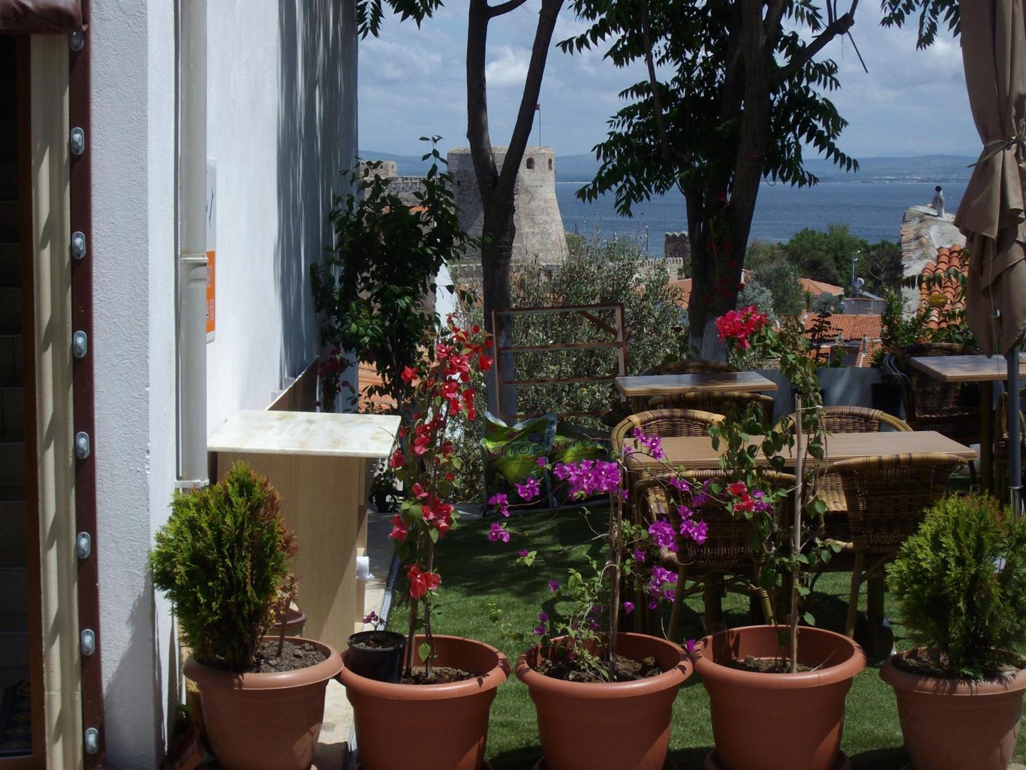 Adali Guest House Bozcaada Exterior foto