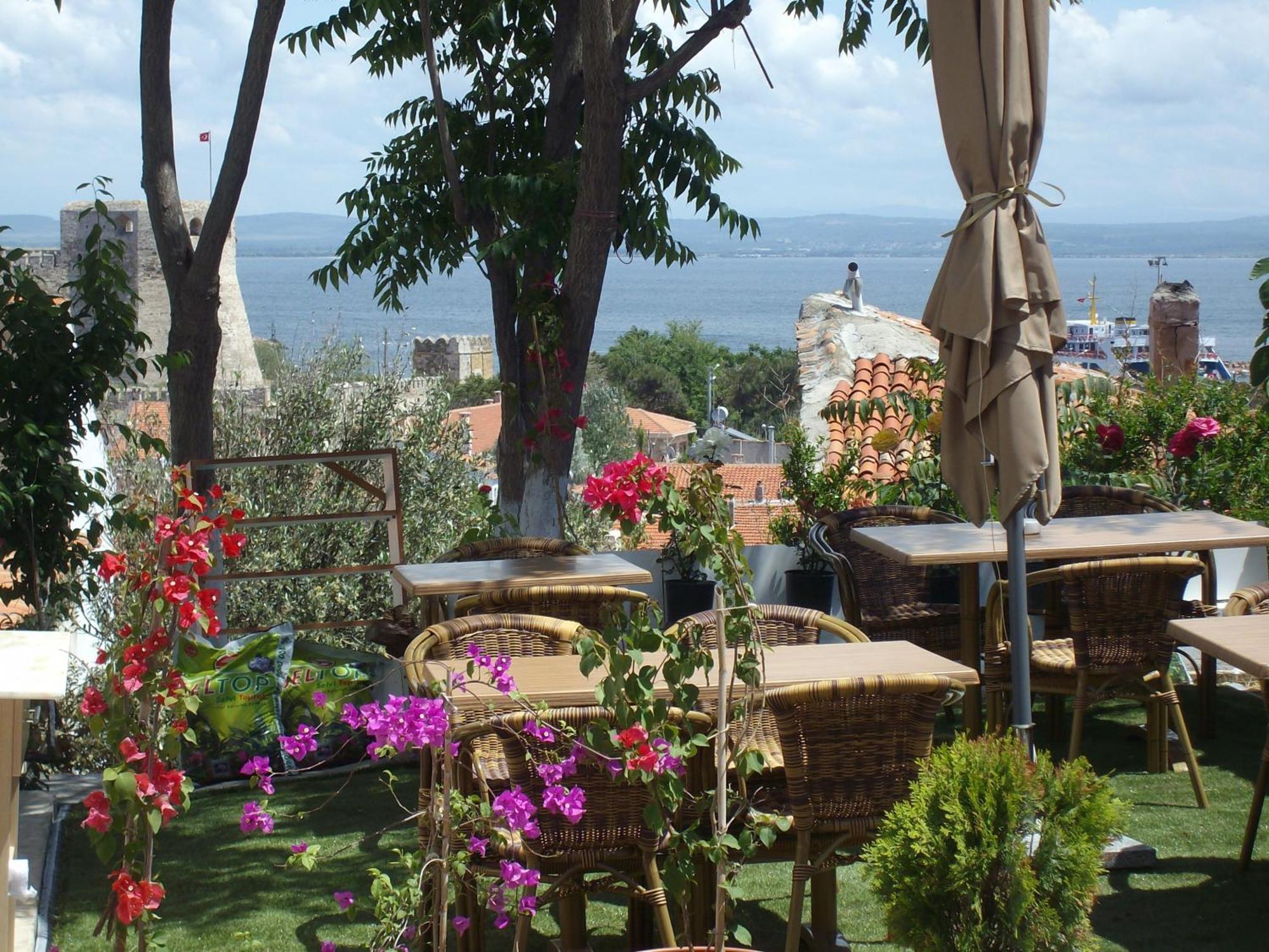 Adali Guest House Bozcaada Exterior foto