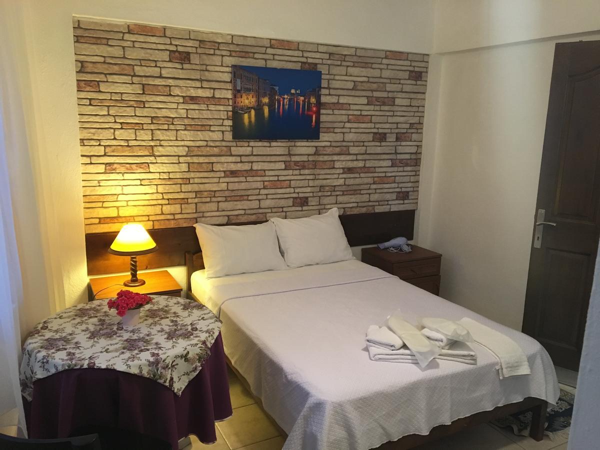 Adali Guest House Bozcaada Exterior foto