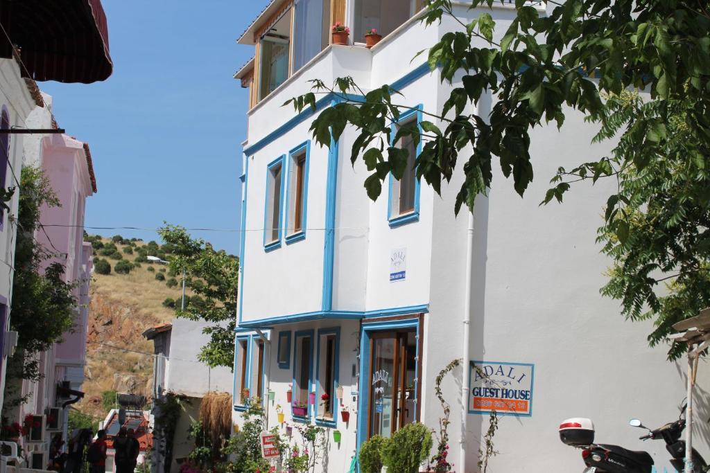 Adali Guest House Bozcaada Exterior foto